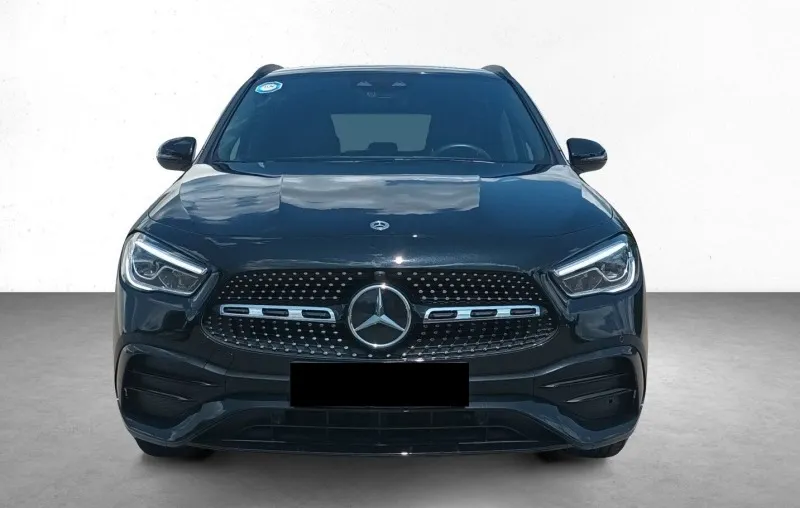 Mercedes-Benz GLA 200 d 4Matic =AMG Line= Night Package Гара Image 1