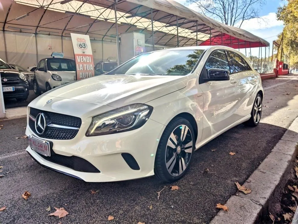 MERCEDES BENZ Classe A A 180 d Premium Image 1