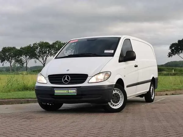 Mercedes-Benz Vito 109 CDI Image 1